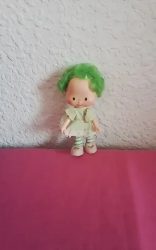 Muñeca Tarta de Fresa Vintage