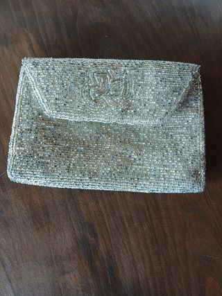 Pochette vintage con perline