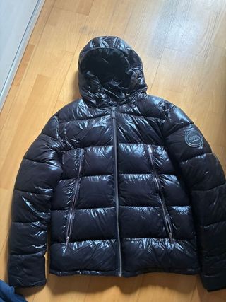 Abrigo de plumas Supply & Demand negro