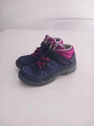 Botas montaña niña T.35