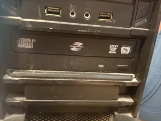 Ordenador por piezas