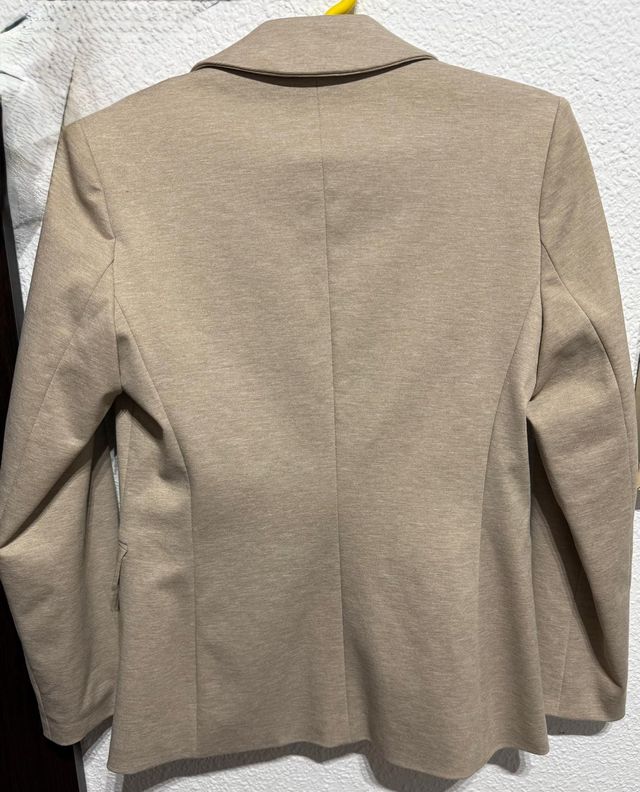 Chaqueta Stradivarius Beige Talla M