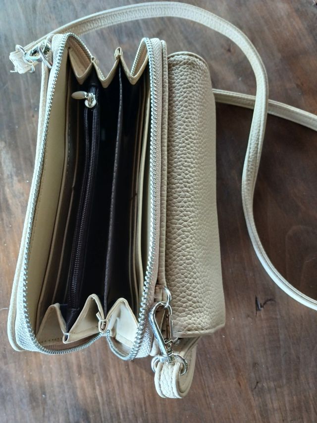 Pochette beige