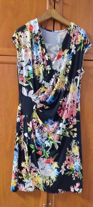 Vestido Licra Fría Estampado Talla 42. Usado 1 vez