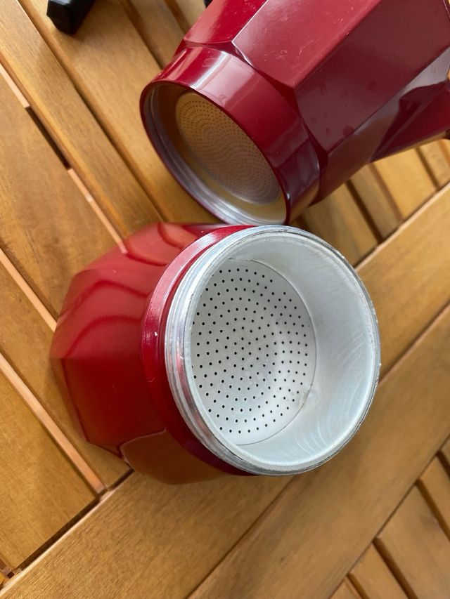 Cafetera San Ignacio Roja