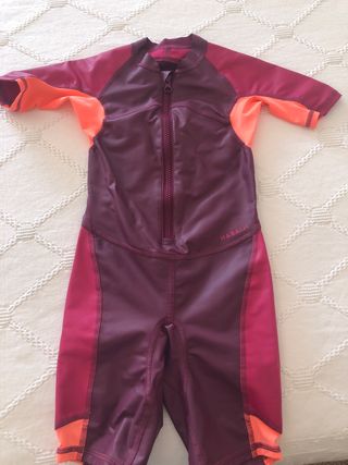 Neopreno niña Nabaiji 5 años como nuevo.