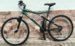 MOUNTANBIKE ROCKRIDER EXCELENTE ESTADO 