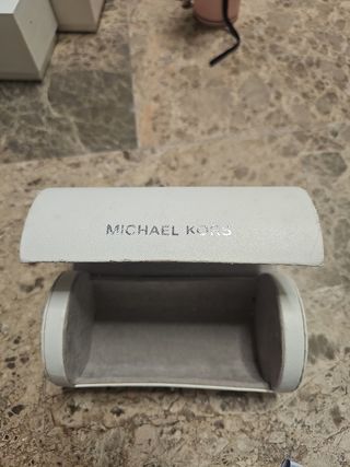 Caja para gafas Michael Kors