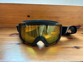 Gafas de esquí con lente naranja marca wed’ze