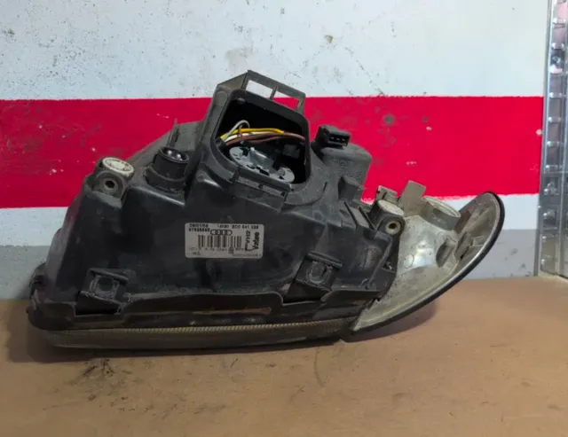 Foco Izquierdo Audi A4 8D0 941 029