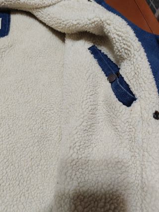 Cazadora vaquera Carhartt BORREGUITO. PULL & BEAR