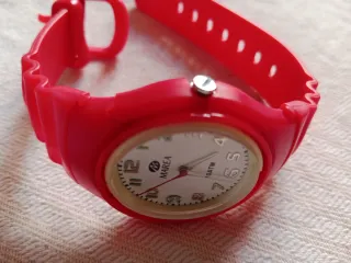 Reloj Marea Rojo y Blanco