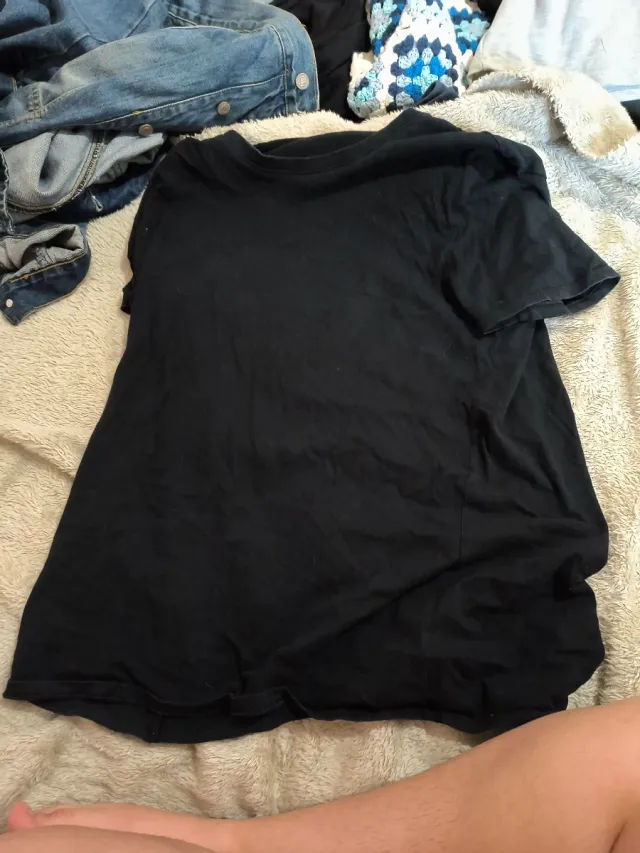 Camiseta negra básica