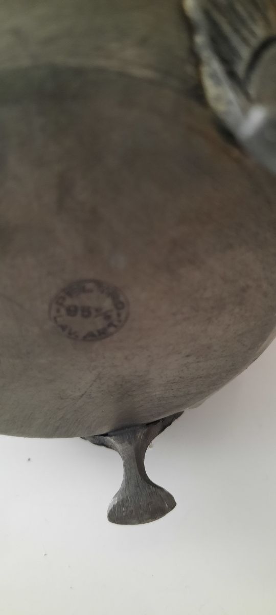 Oggetto decorativo in peltro