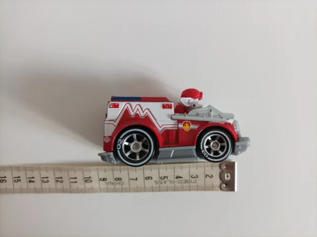 Coche Marshall Patrulla Canina metálico