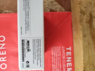 Caja vacía AirPods Apple blanca