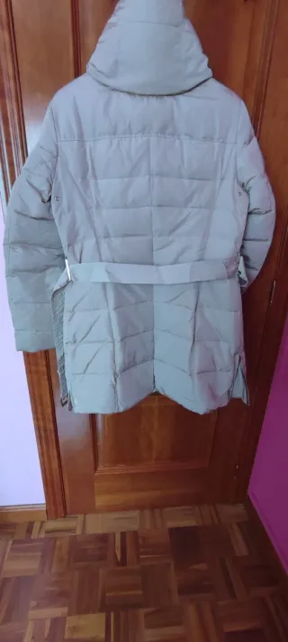 Anorak Chaquetón Zara Mujer Beige