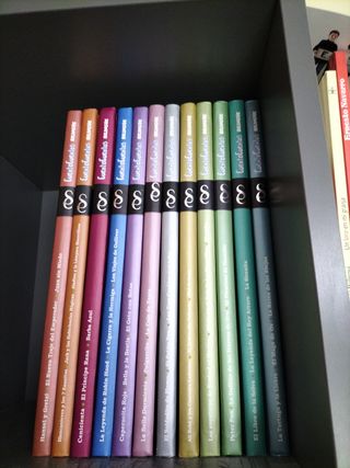 10 libros con 3 cuentos bilingües español-inglés