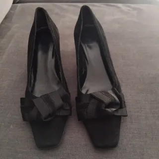 Zapatos de tacón negros de ante Jaime Mascaró 
