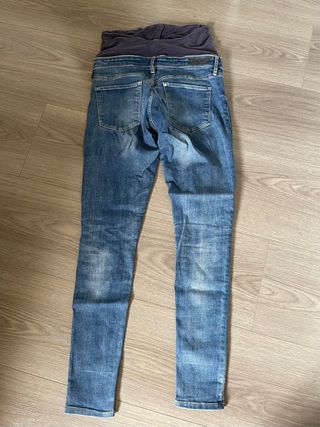 Tejano premamá azul