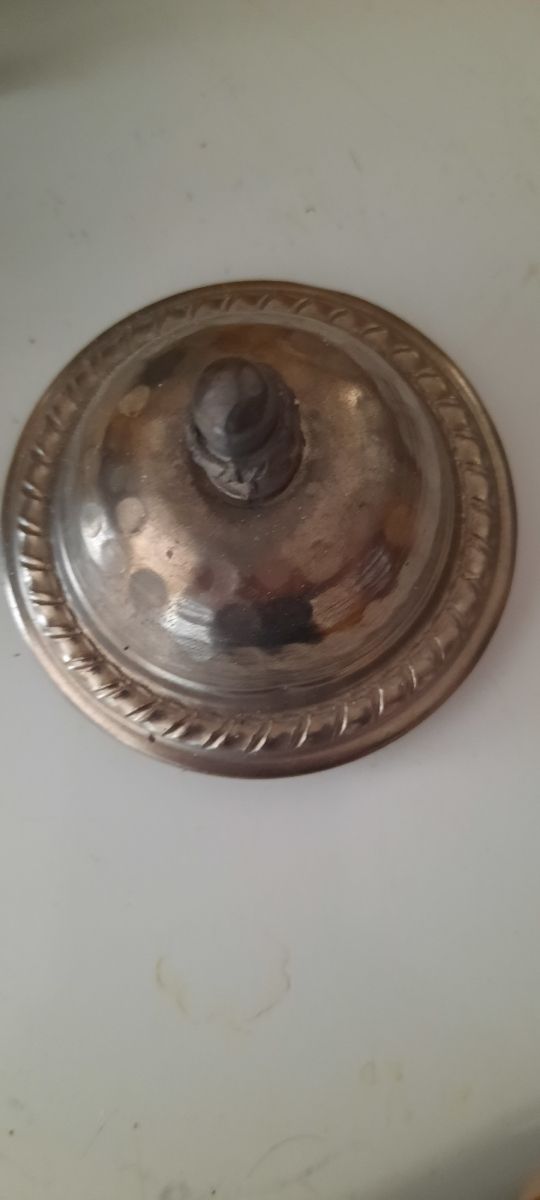 Coppia Oggetti Decorativi in Peltro