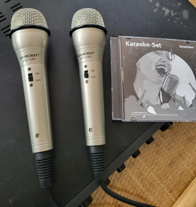 Karaoke Elega DA-222 + 2 Micrófonos SiverCrest