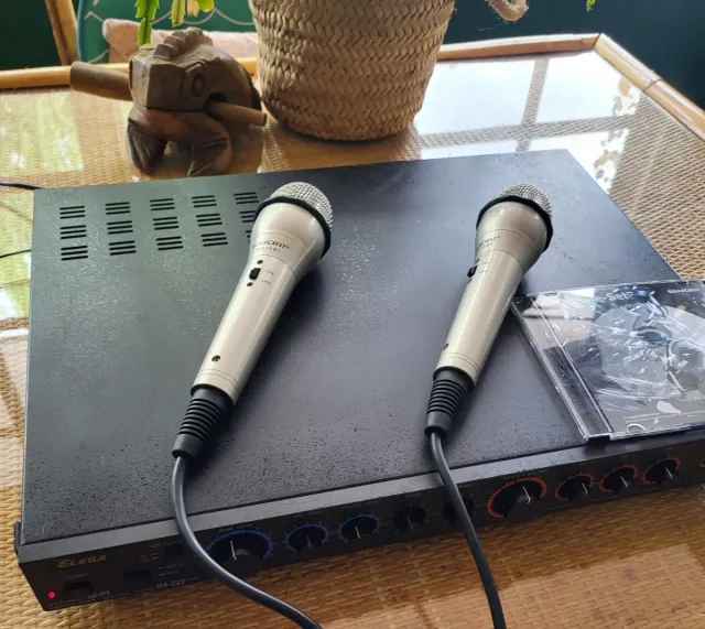 Karaoke Elega DA-222 + 2 Micrófonos SiverCrest