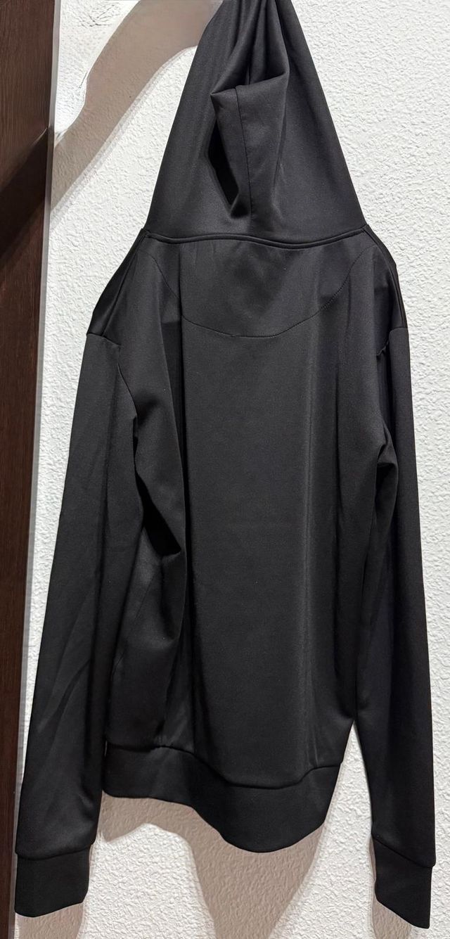 Sudadera SikSilk Negra con Logo Dorado