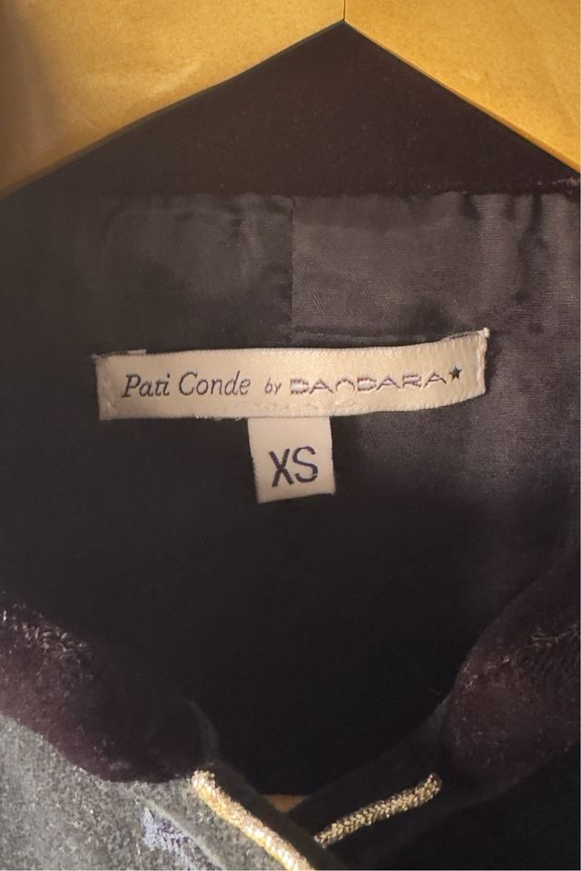 Chaqueta Bordada Pati Conde by Dandara Verde