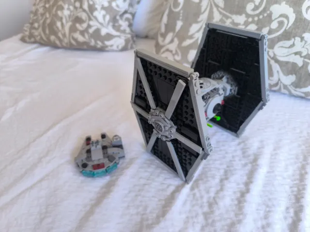 Lego Star Wars TIE Fighter 75300