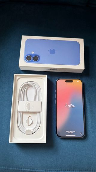 iPhone 16 Azul Nuevo