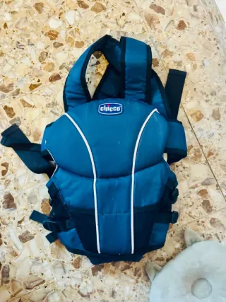 Mochila portabebés Chicco azul
