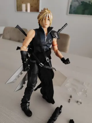 Figura Cloud Strife Final Fantasy VII Remake