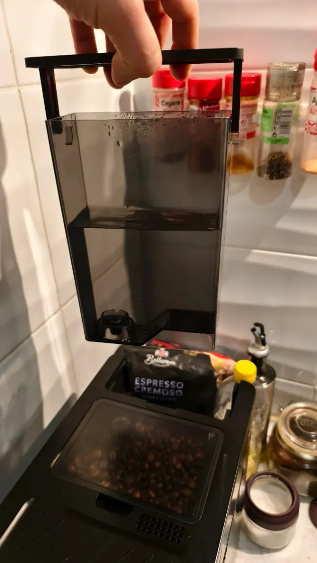 Cecotec Cafetera Súperautomática Compacta