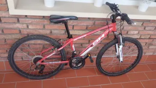 Bicicleta BH Spike Aluminio 24" Junior Roja