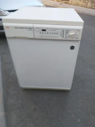 Lavadora AEG TURBO
