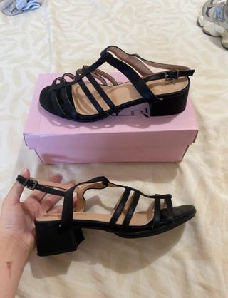 Sandalias negras tacón T 37