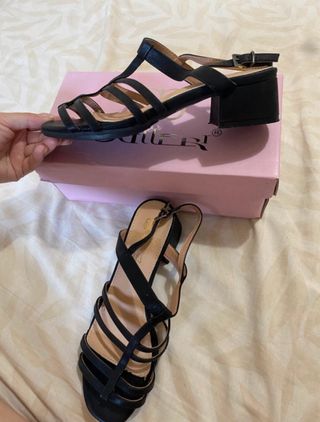 Sandalias negras tacón T 37