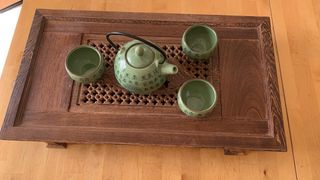 Mesa de té madera con bandeja recoge té 