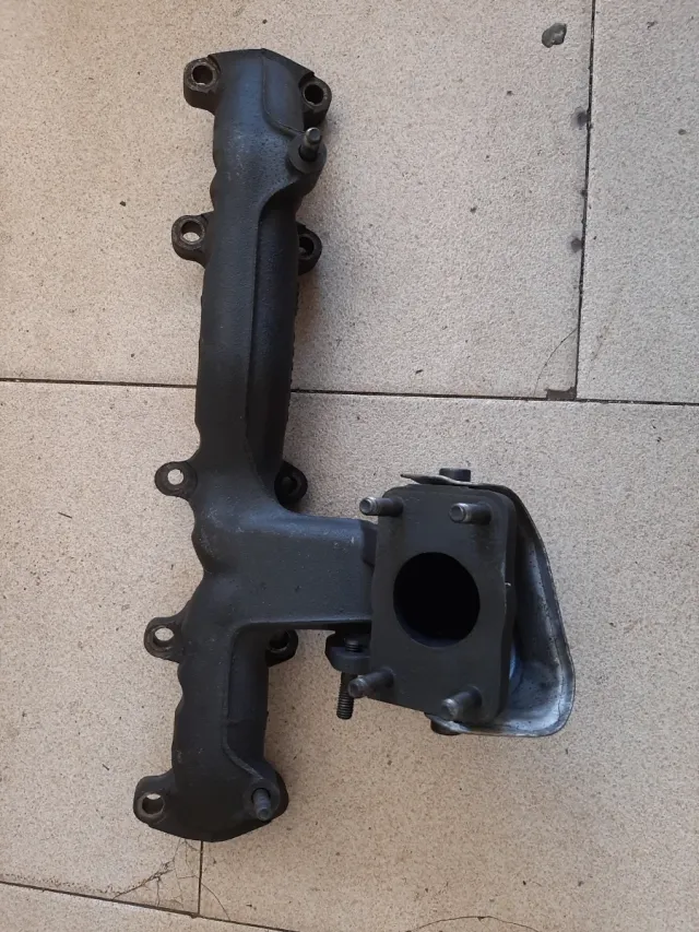 Colector escape VW Crafter 2.5 TDI