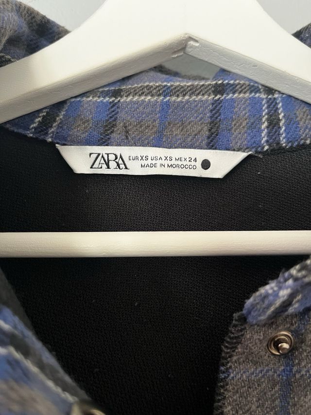 Chaqueta Zara cuadros azul y gris
