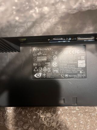 Monitor Lenovo Negro