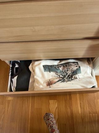 Cómoda 5 cajones madera clara