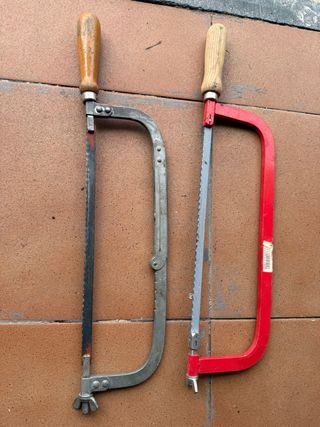 2 Arcos de Sierra Metálicos y Rojo
