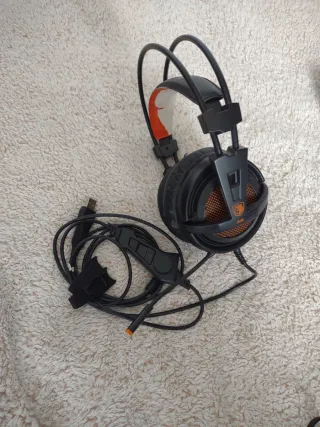 PS4, 2 controles 2 juegos cascos con micrófono 