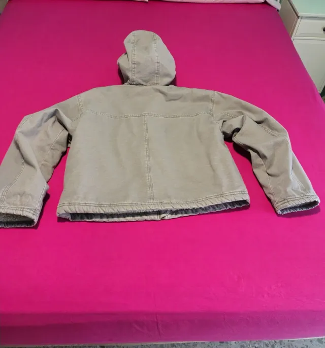 Pull and Bear chaqueta capucha interior borreguill