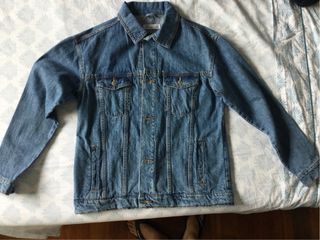 Cazadora vaquera talla +14, 172cm como nueva.