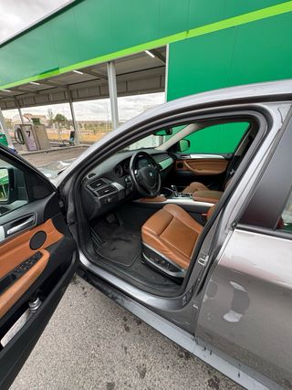 BMW X6 2012