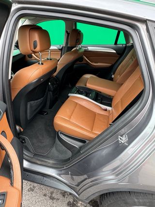BMW X6 2012