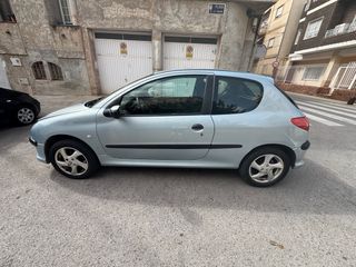 Peugeot 206 2002